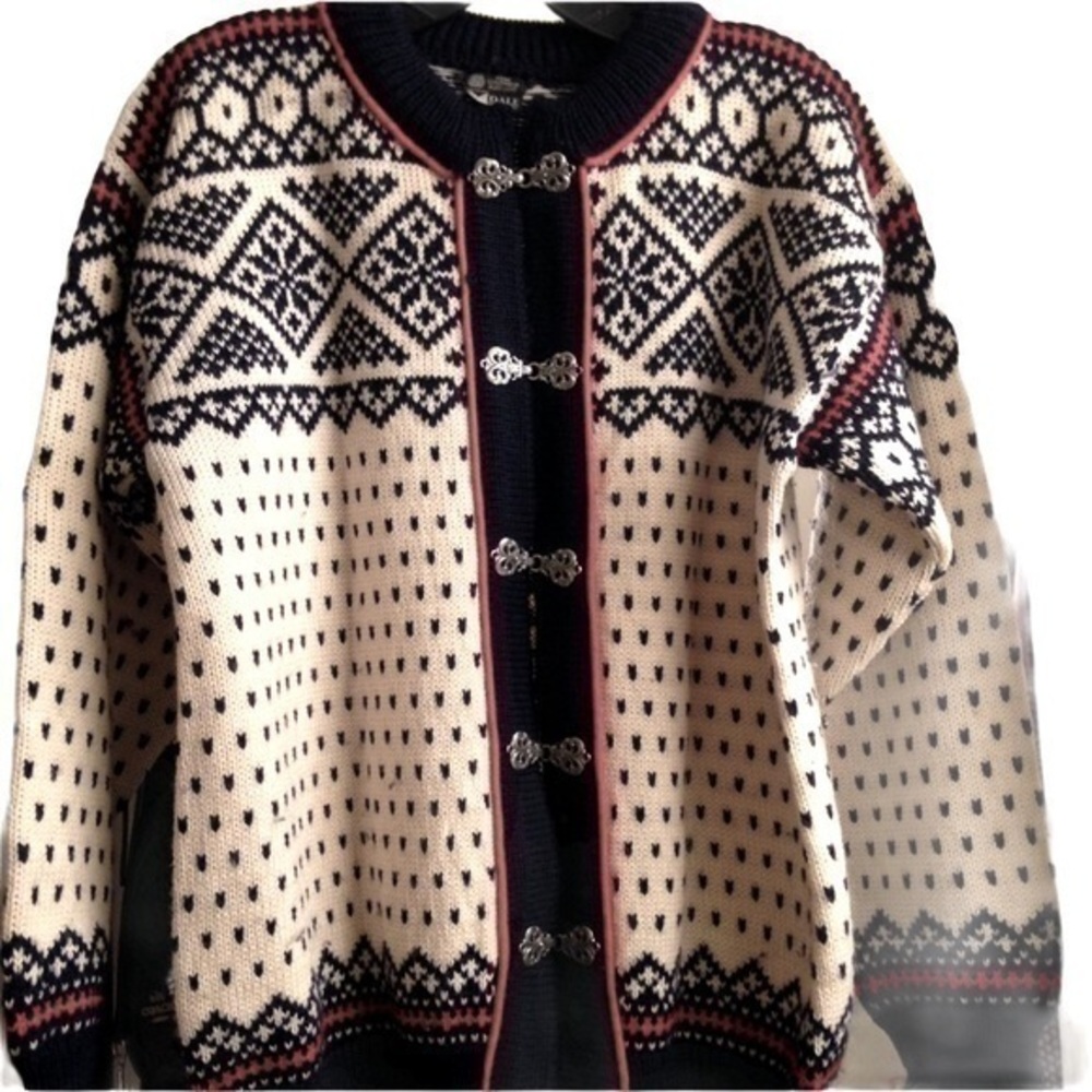 Dale of Norway wool snowflakes sweater